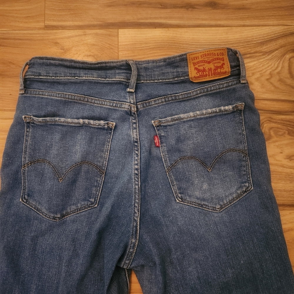 Levi's High Rise Skinny - Picture 4 of 6